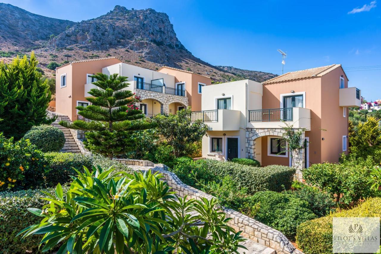 خيرسونِسوس Pilot'S Villas Luxury Suites المظهر الخارجي الصورة